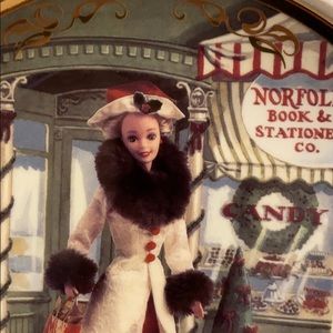 Hallmark Holiday Memories Barbie Collector’s Plate